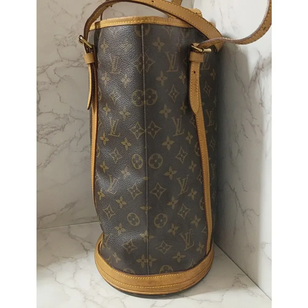 LOUIS VUITTON Vintage Large Monogram Bucket GM Bag w/ COA - GUC